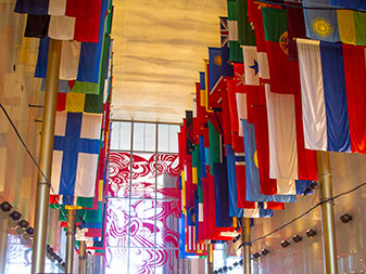 Bandiere Internazionali al Kennedy Center