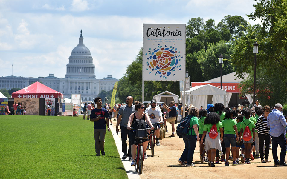 SMITHSONIAN FOLKLIFE FESTIVAL