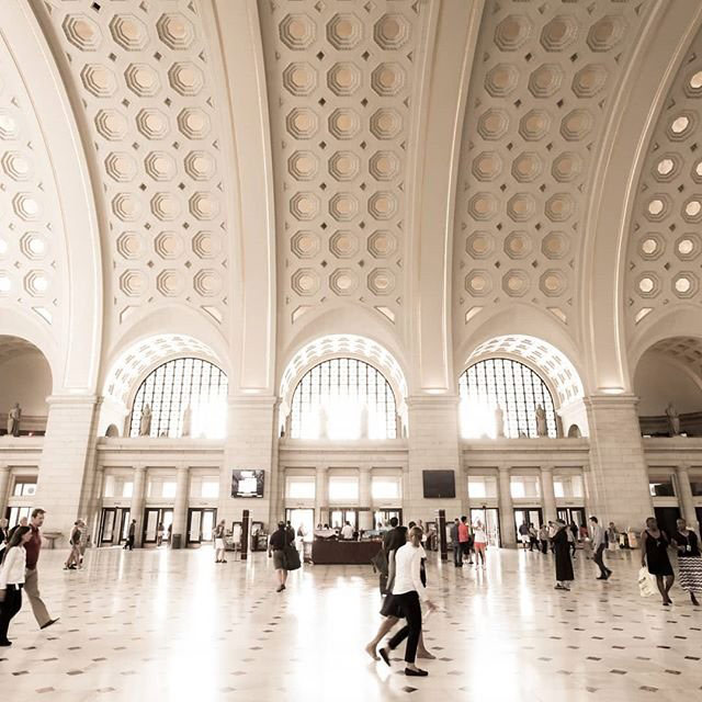 @scor3p.o - Inside Union Station Main Hall - Transportation hub in Washington, DC