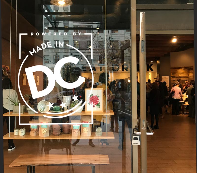 Negozio Made in DC - boutique locale di Dupont Circle e caffè che vendono prodotti made in Washington, DC