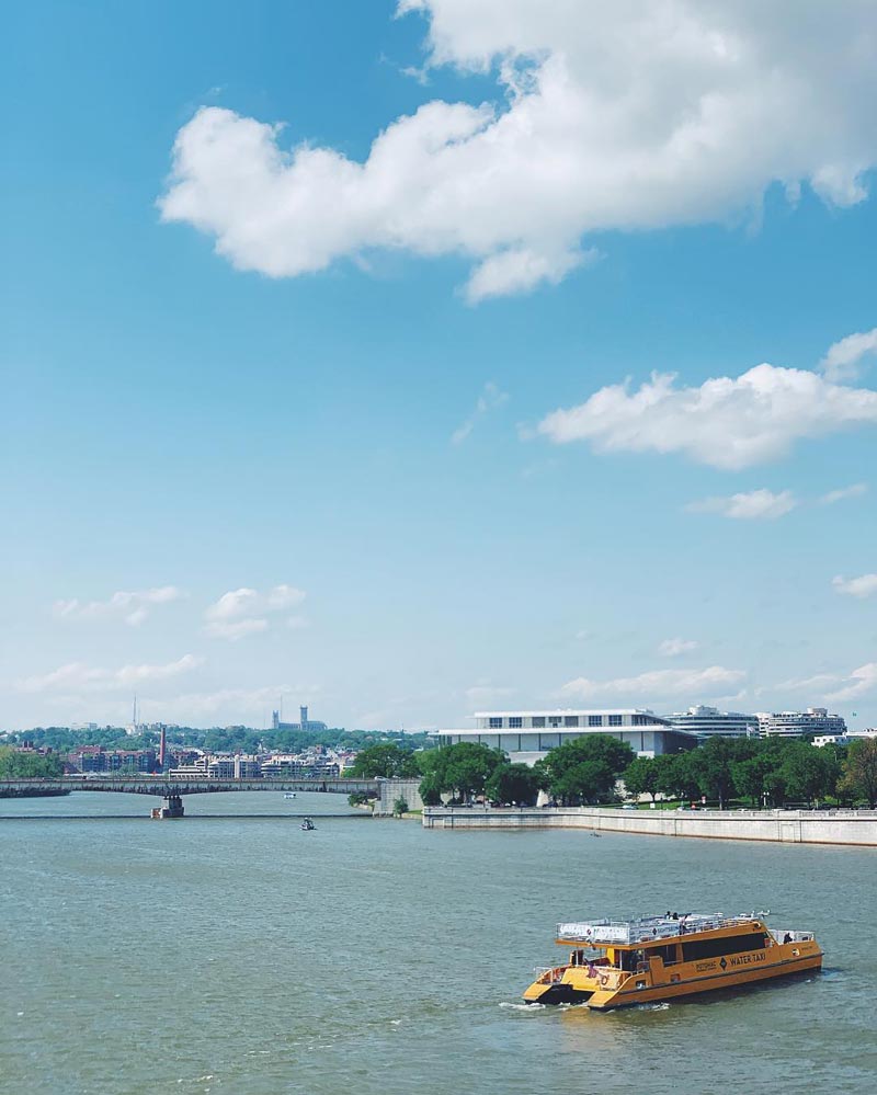 @snapsbyeduardo - Potomac Riverboat water taxi on the Potomac River near the Kennedy Center and Georgetown