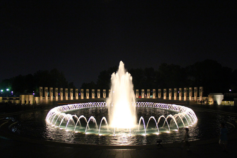 National World War II Memorial at night