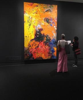 @hazelnutmea - Women viewing art at the National Museum of Women in the Arts - Women-focused attractions in Washington, DC