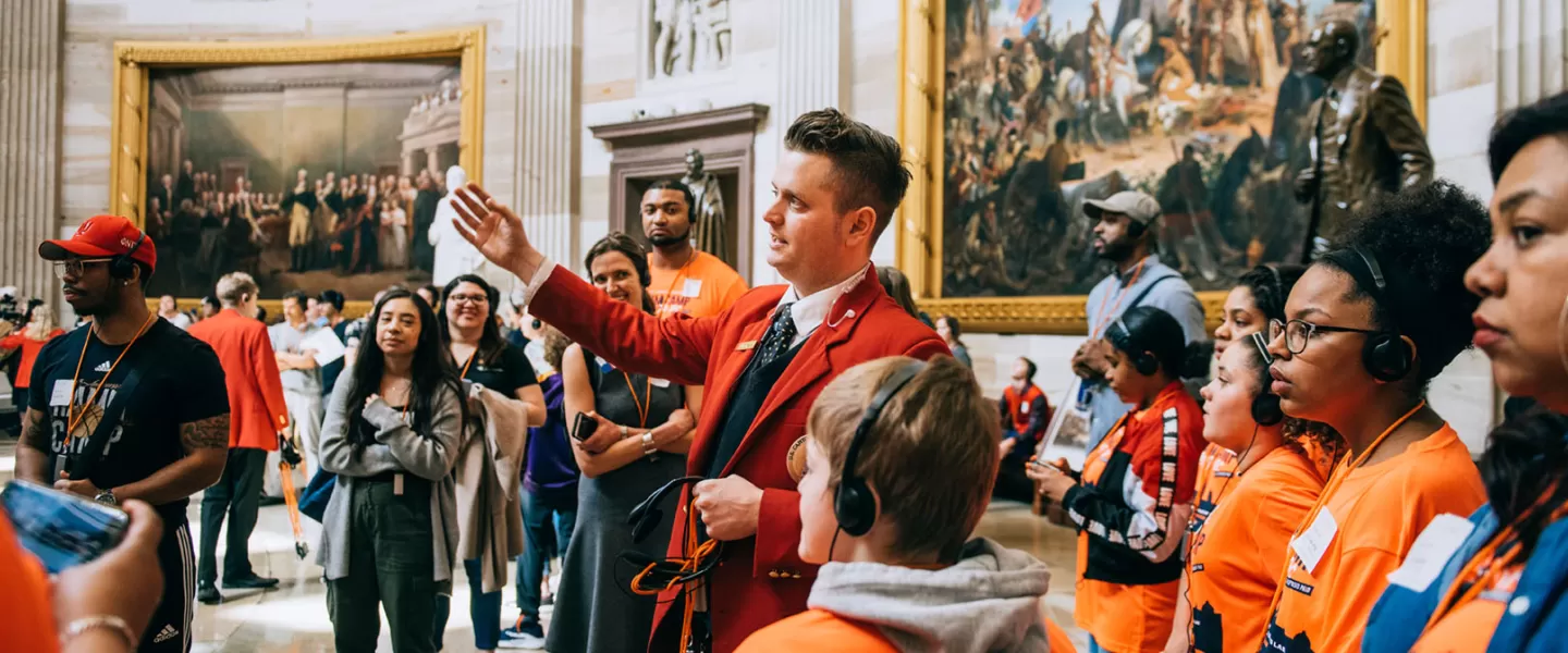 tour group of students in US Capitol