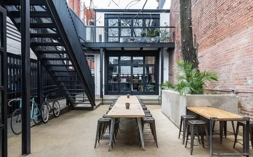 Maketto patio