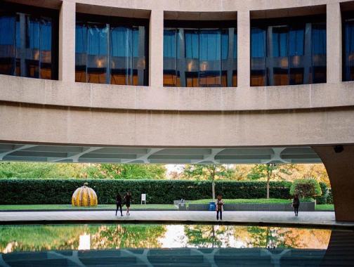 @teamgrayduck - Outside the Smithsonian Hirshhorn Museum at the Sculpture Garden - Free modern art museum on the National Mall in Washington, DC