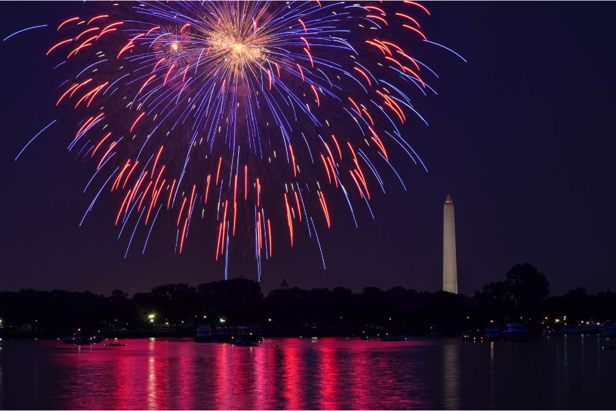 Fireworks on Mount Vernon Parkway